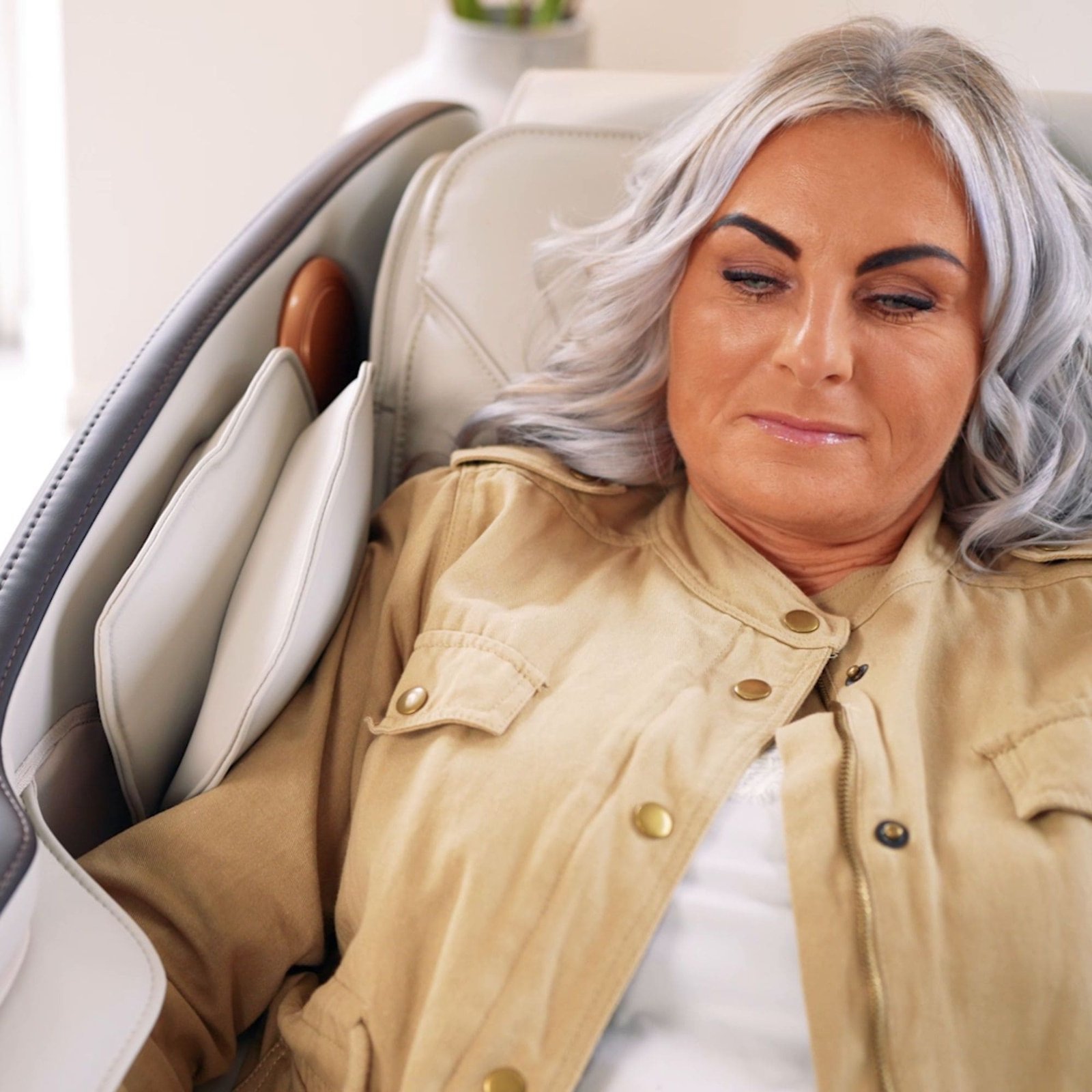 massagestoel MediRelaxa - Ogawa Cosmos X 3D binnenkant