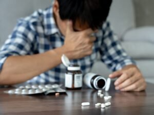 hombre medicado por estrés